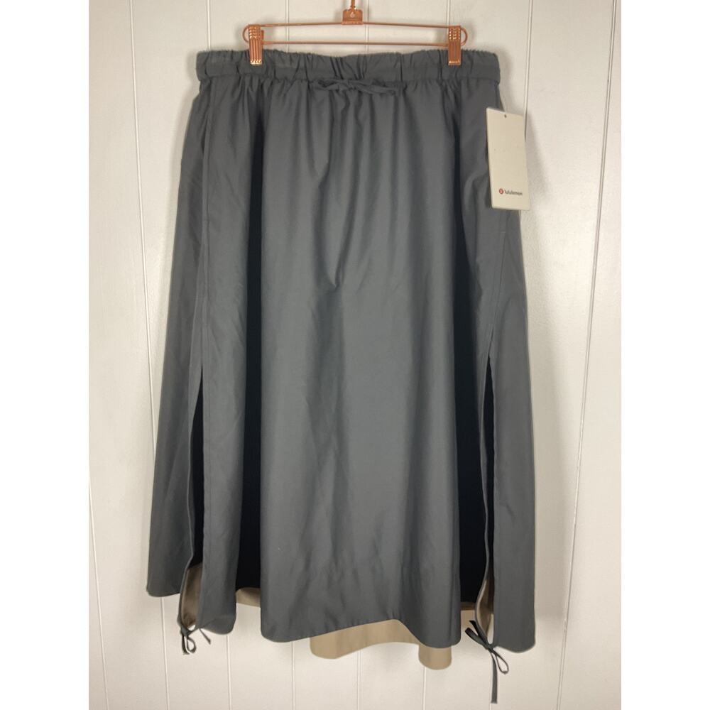 Lululemon Women's Black High Low Side Slit Midi Length Skirt Size XL‎ NWT